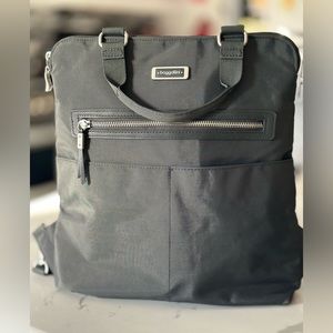 Baggallini backpack purse. Excellent used condition.